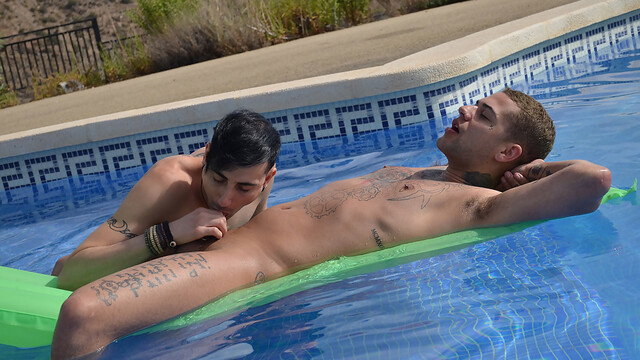 Boys on holiday find it amazing to fuck by the pool all day