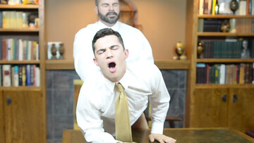 Elder Hardt gets his hot ass fucked from behind