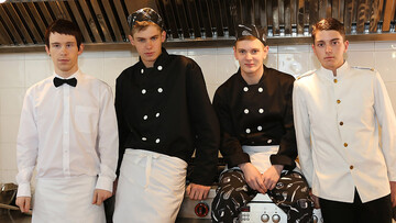 Steamy lads share ass in the kitchen while they pose hot