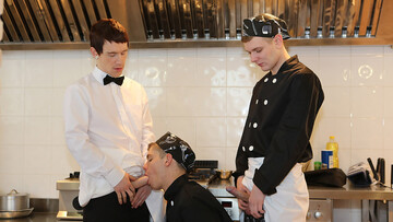 Steamy lads share ass in the kitchen while they pose hot