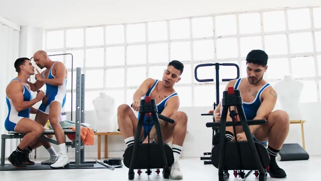 Sporty males share the gym for naughty anal workout