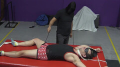 Hunk submissive Casey Wood gets dominated by Kaden Roads