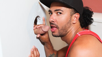 Dude with bleached hair meeting a black stud at the hole