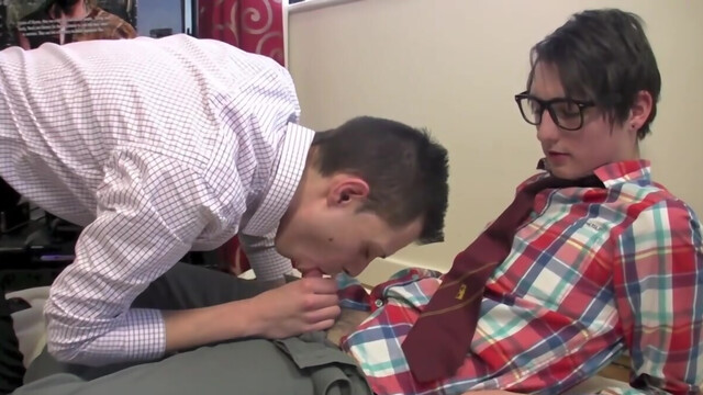 Nerdy gamer boys skip their challenge to fuck and swallow