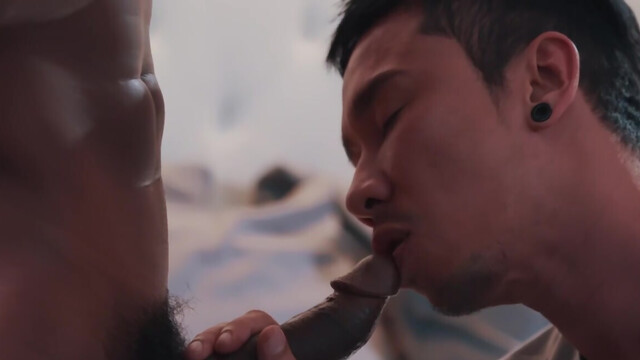 Muscular Asian lover fulfills his gay desires with BBC in the ass