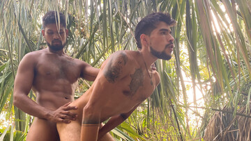 Exotic dudes are having sex on a Cancun vacation