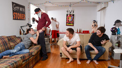 Slender guys fuck on the couch in homemade amateur orgy