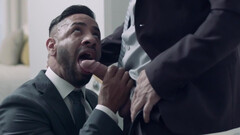 Handsome stud with a banging torso gets down for a BWC