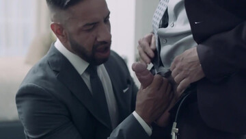 Handsome stud with a banging torso gets down for a BWC