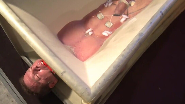Naked maledom experience makes obedient hunk feel intense