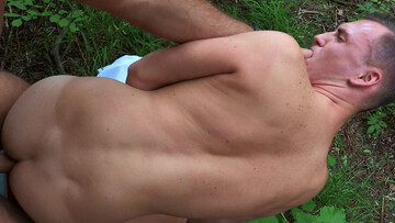 Hunting for the perfect orgasm deep in the Czech woods