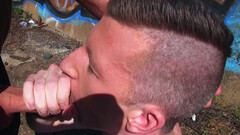 Erotic bareback in outdoor POV for a thin boy with nice ass