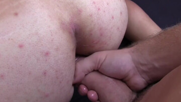 Slender boy feels it down the ass in amateur bareback romance during casting