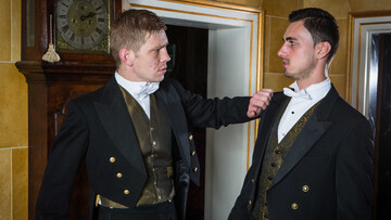 Downton Abbey gay spoof with a nice handjob