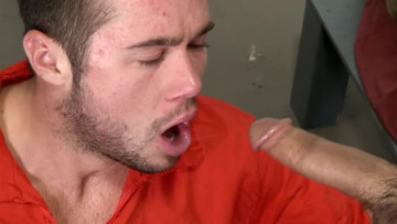 Jailed blokes fuck in their cell until exhaustion